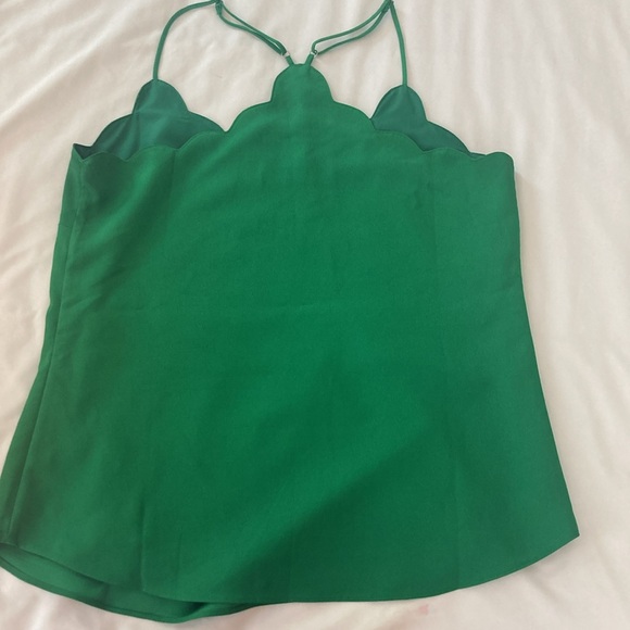 Pair of j crew scallop tops - size 4 - Picture 4 of 5